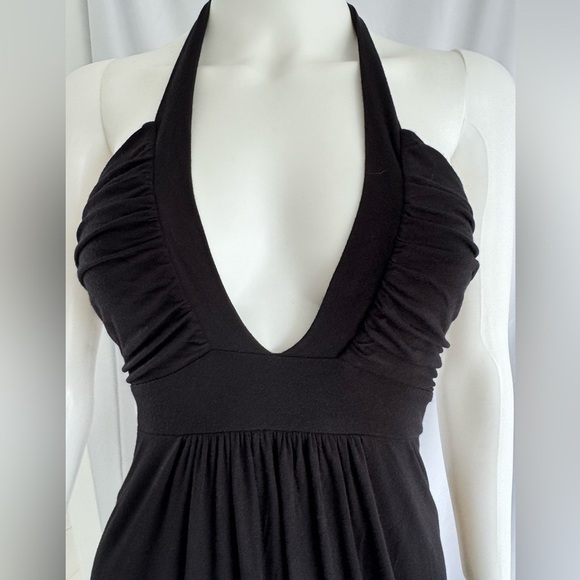 Deep V Halter Black flowy maxi dress - Picture 5 of 5